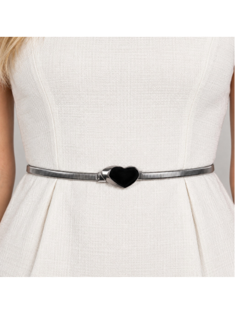 Silver Tone Metal Snake Chain Belt Heart Buckle Stretch Skinny Waist Belt Sz OS